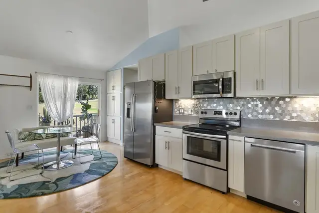 Listing Image for 2811 Liholani St 15 14 of 50
