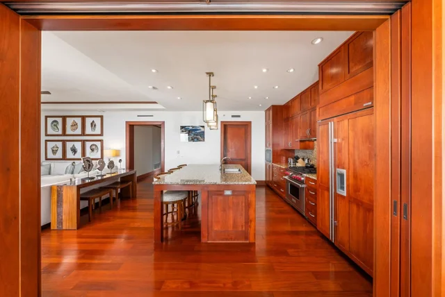 Listing Image for 1 Bay Dr 2604 15 of 50