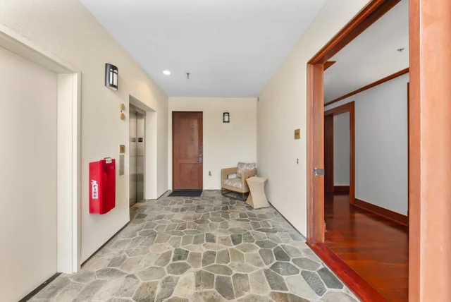 Listing Image for 1 Bay Dr 2604 26 of 50