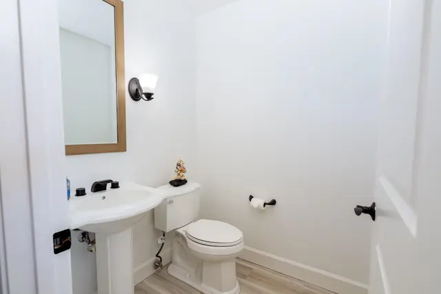 Listing Image for 66 Awela Cir 2803 22 of 39