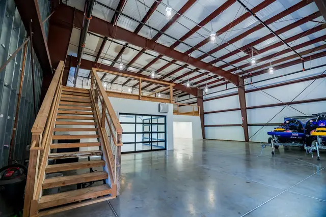Listing Image for 59 La'a St 20 of 28