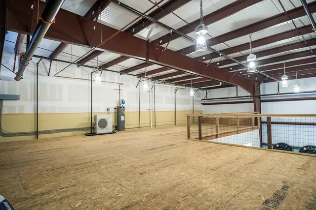Listing Image for 59 La'a St 22 of 28
