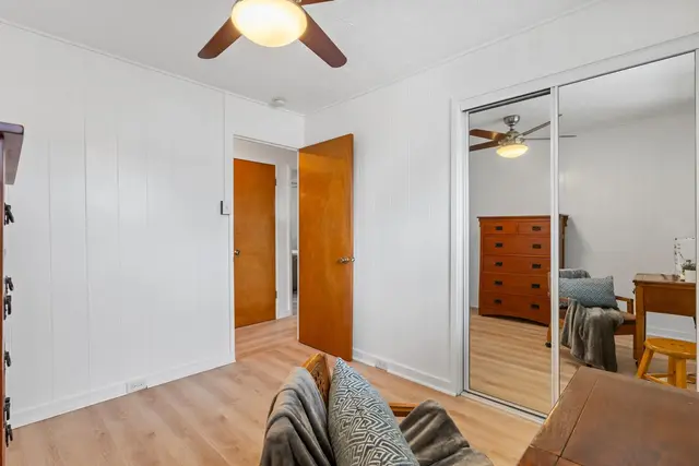 Listing Image for 222 W Hawaii St 20 of 37