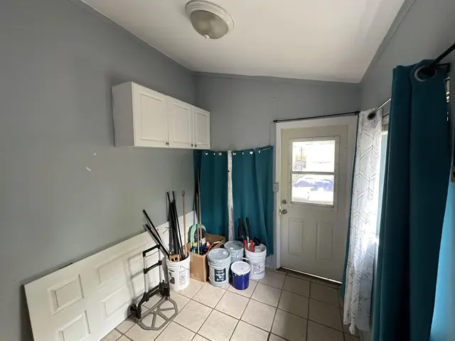 Listing Image for 5161-i Kohi St 26 of 42