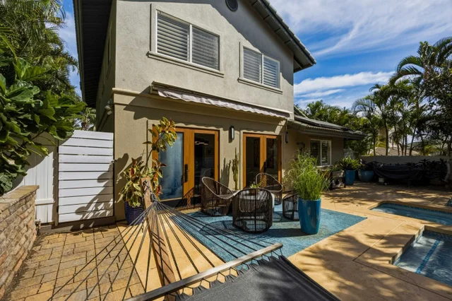 Listing Image for 11 Meleana Pl 12 of 50