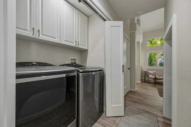 Listing Image for 11 Meleana Pl 31 of 50