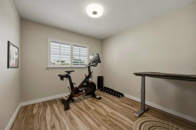 Listing Image for 11 Meleana Pl 45 of 50