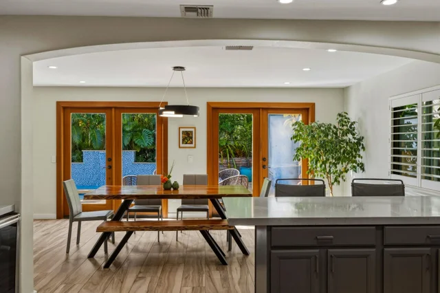 Listing Image for 11 Meleana Pl 5 of 50