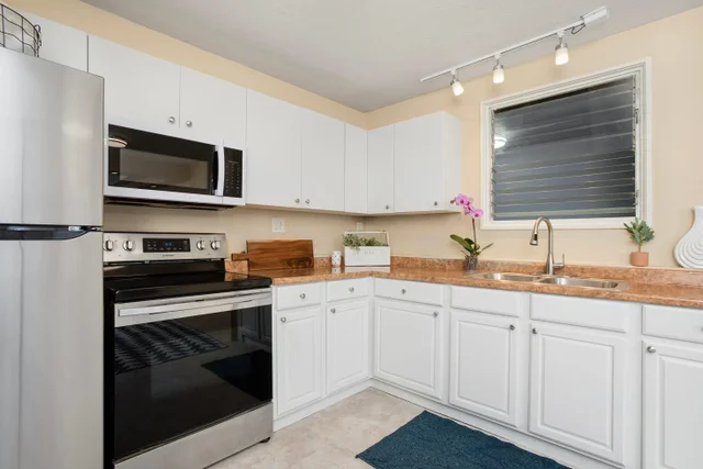 Listing Image for 303 Alani Pl 10 of 49