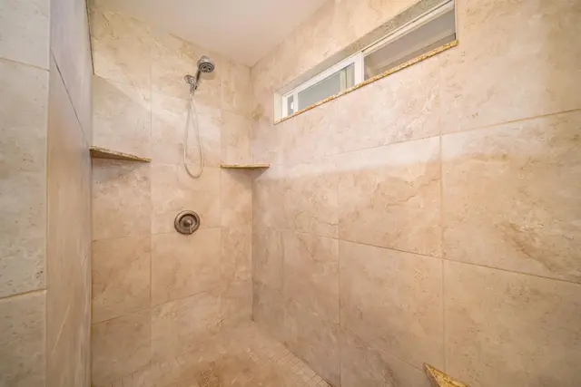 Listing Image for 30 Kaikane Pl 8 of 50
