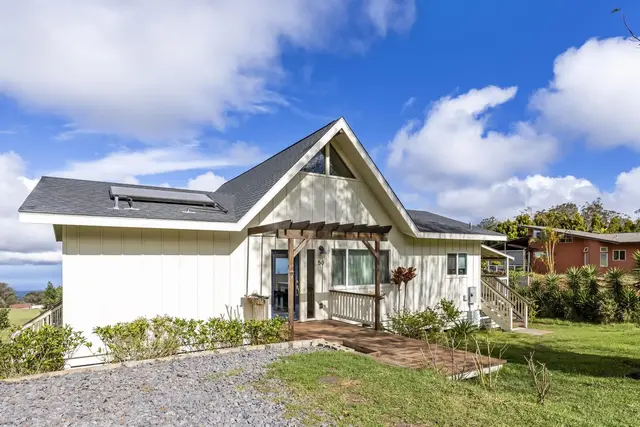 Listing Image for 50 Naniuka Pl 1 of 41
