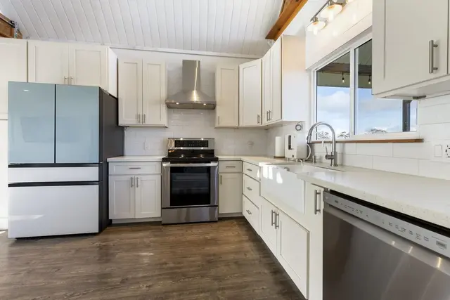 Listing Image for 50 Naniuka Pl 7 of 41