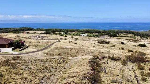 Listing Image for Kehalea Pl 13-b 2 of 16