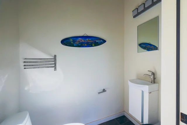 Listing Image for 182 Ponana St 36 of 38