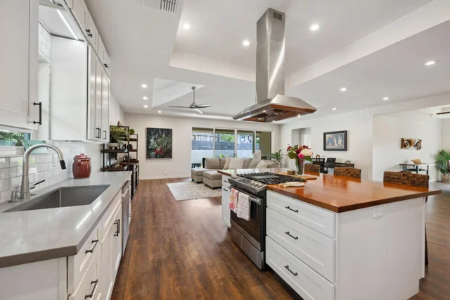 Listing Image for 182 Ponana St 6 of 38