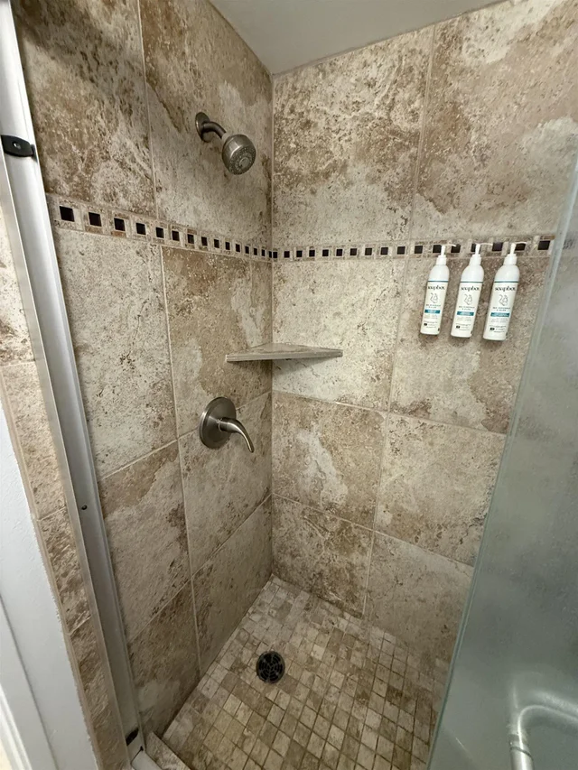 Listing Image for 2531 S Kihei Rd (d) G-08 19 of 31