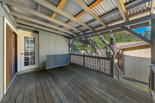 Listing Image for 45 Puakou Pl 14 of 48