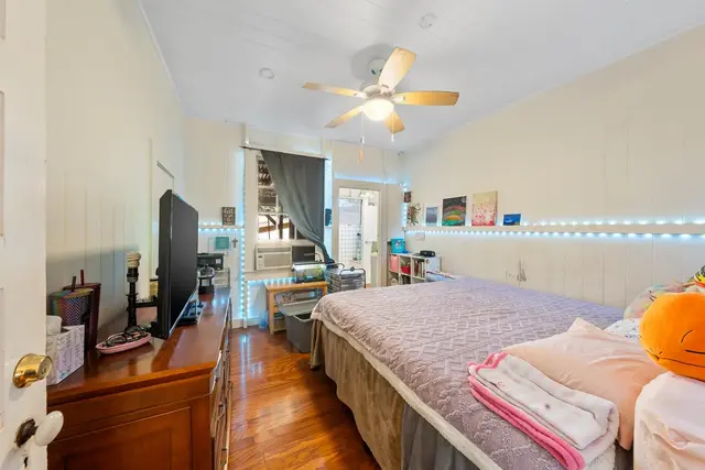 Listing Image for 45 Puakou Pl 16 of 48