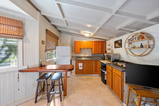 Listing Image for 45 Puakou Pl 34 of 48
