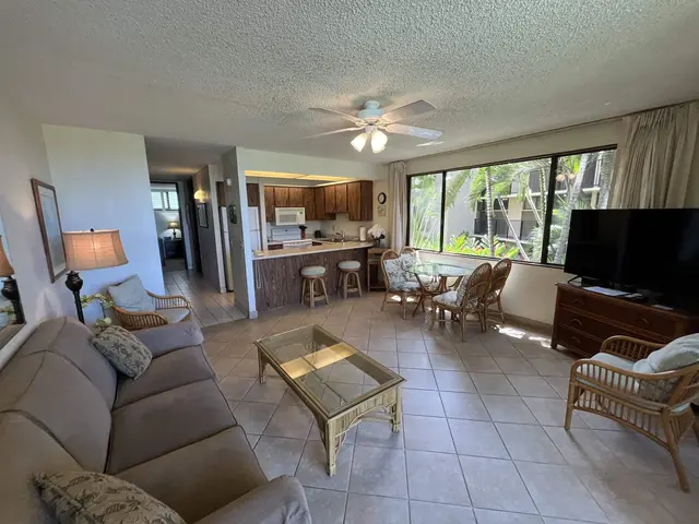 Listing Image for 3543 Lower Honoapiilani Rd K201 N 4 of 44
