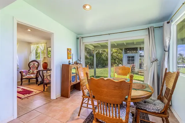 Listing Image for 100 Hohani Pl 12 of 48