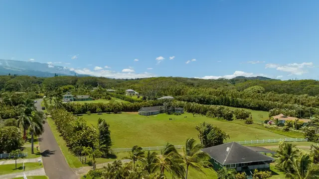 Listing Image for 100 Hohani Pl 40 of 48