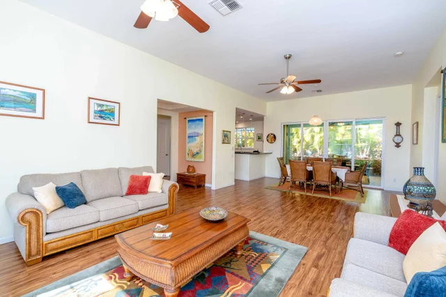 Listing Image for 15 Laukahi St 3 of 50