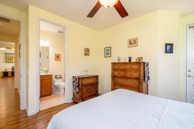 Listing Image for 15 Laukahi St 33 of 50