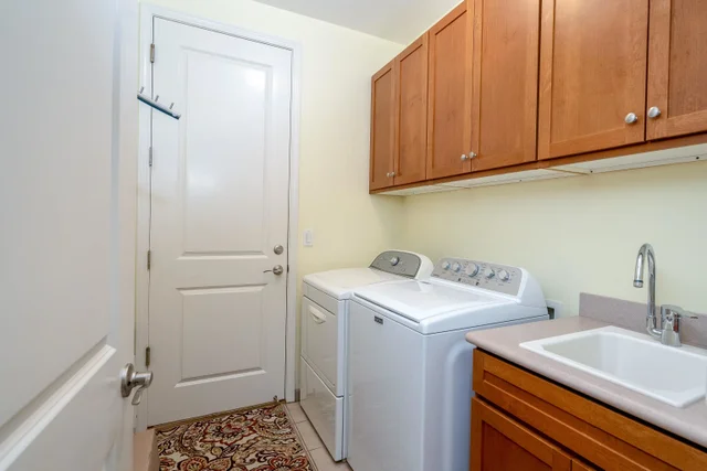 Listing Image for 15 Laukahi St 41 of 50