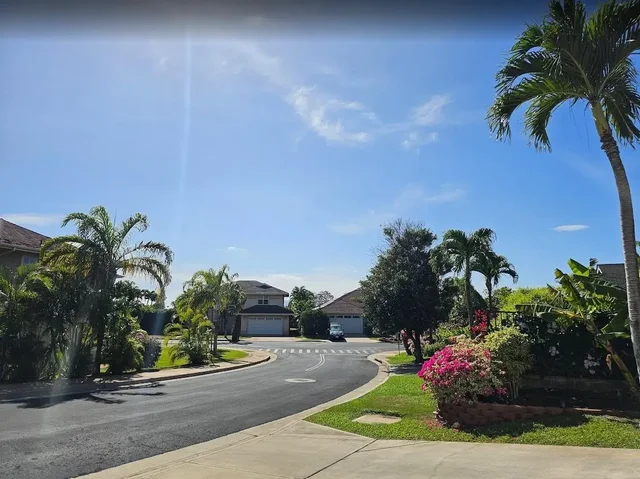 Listing Image for 15 Laukahi St 43 of 50