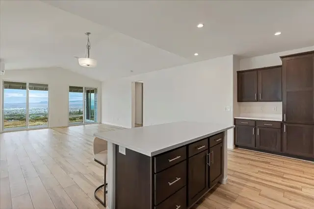Listing Image for 355 Laniuma Pl 24 of 45