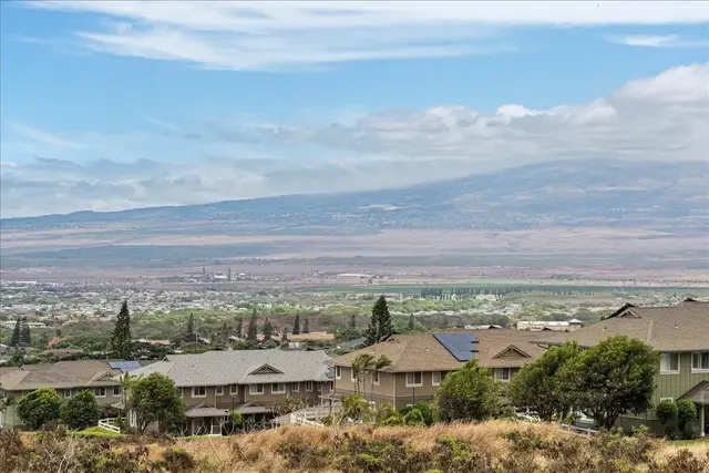 Listing Image for 355 Laniuma Pl 9 of 45