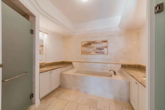 Listing Image for 393 Kai Malu Pl 52b 18 of 50