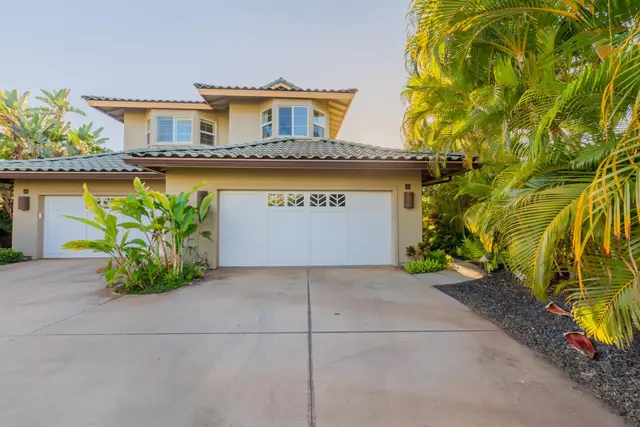 Listing Image for 393 Kai Malu Pl 52b 2 of 50
