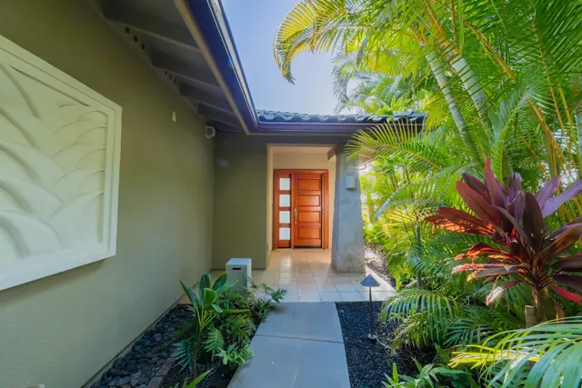 Listing Image for 393 Kai Malu Pl 52b 4 of 50