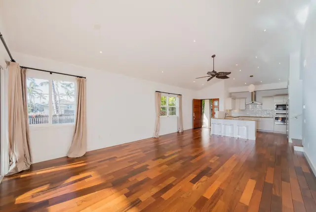 Listing Image for 393 Kai Malu Pl 52b 5 of 50