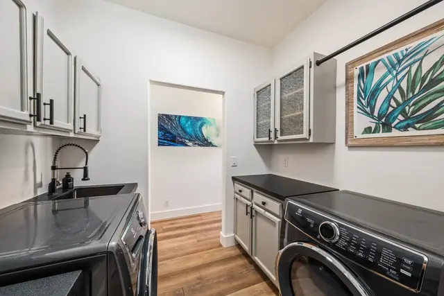 Listing Image for 101 Pihaa St 32 of 50