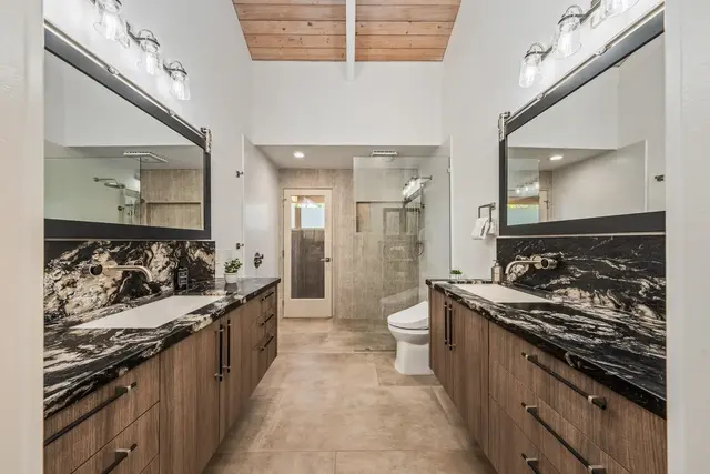 Listing Image for 101 Pihaa St 35 of 50
