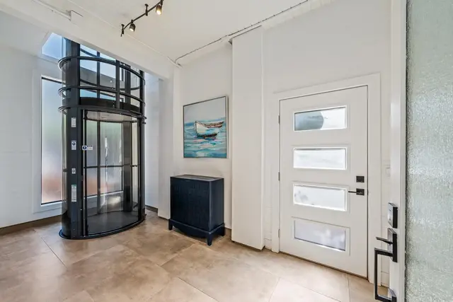 Listing Image for 101 Pihaa St 40 of 50
