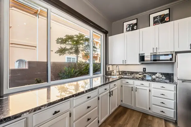 Listing Image for 101 Pihaa St 44 of 50