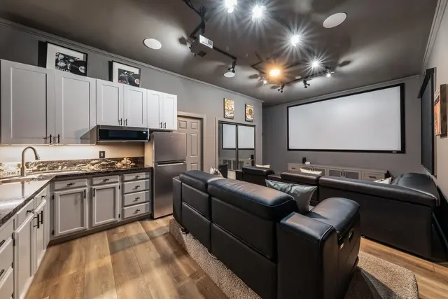 Listing Image for 101 Pihaa St 9 of 50