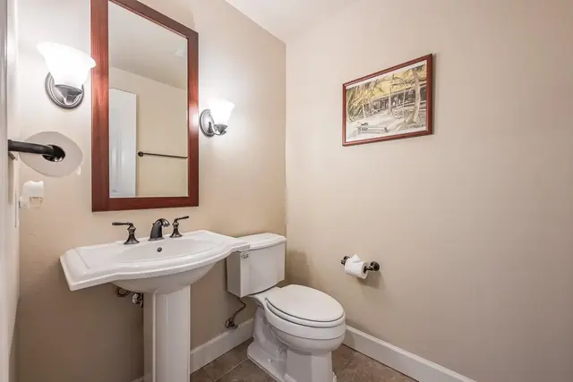 Listing Image for 27 Pohina St 1403 22 of 50