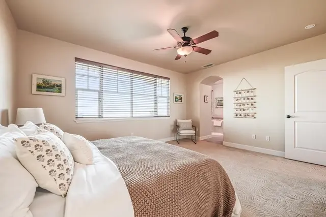 Listing Image for 27 Pohina St 1403 32 of 50