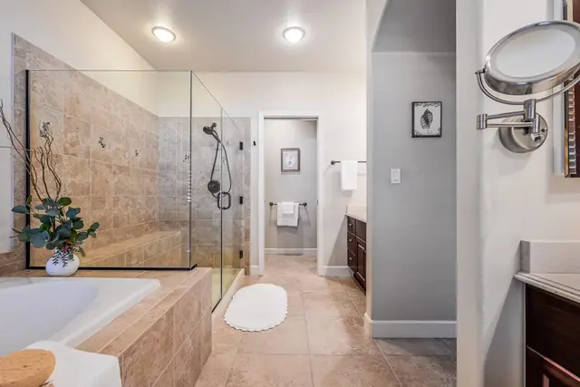 Listing Image for 27 Pohina St 1403 36 of 50