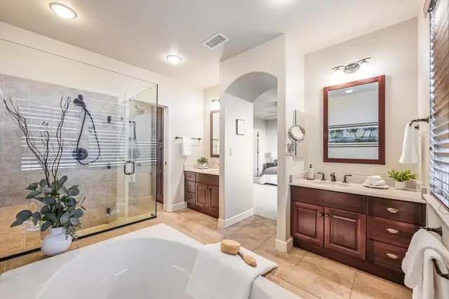 Listing Image for 27 Pohina St 1403 37 of 50