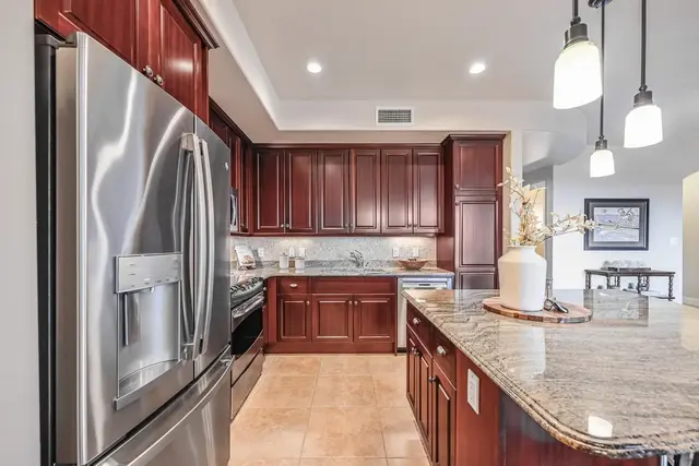 Listing Image for 27 Pohina St 1403 8 of 50