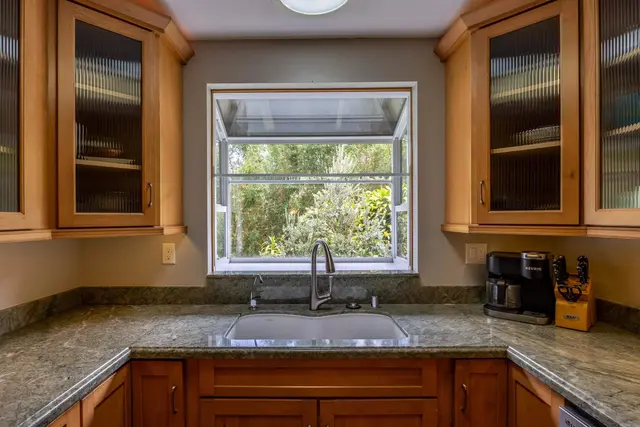 Listing Image for 307 Ainakula Rd 12 of 50