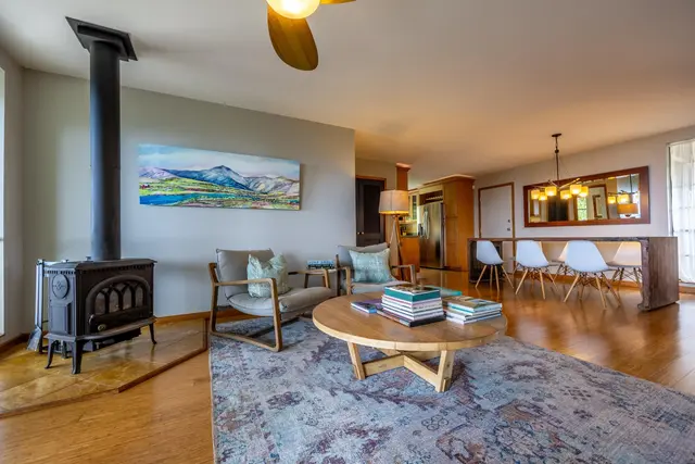 Listing Image for 307 Ainakula Rd 19 of 50