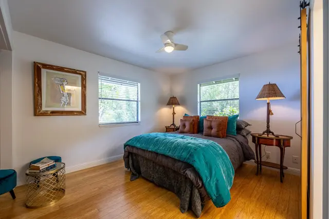Listing Image for 307 Ainakula Rd 23 of 50