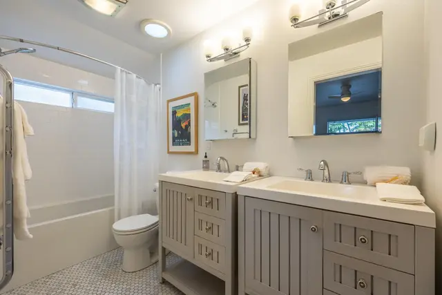 Listing Image for 307 Ainakula Rd 25 of 50
